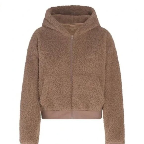 SKIMS Teddy Sherpa Zip Up Jacket in Desert - Picture 1 of 8